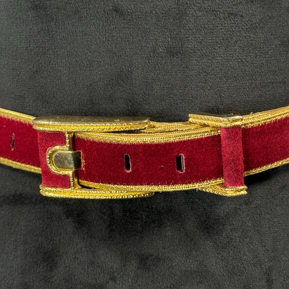 Vintage Burgundy Velvet Leather Belt Gold Trim 35" Made in USA - Picture 3 of 8